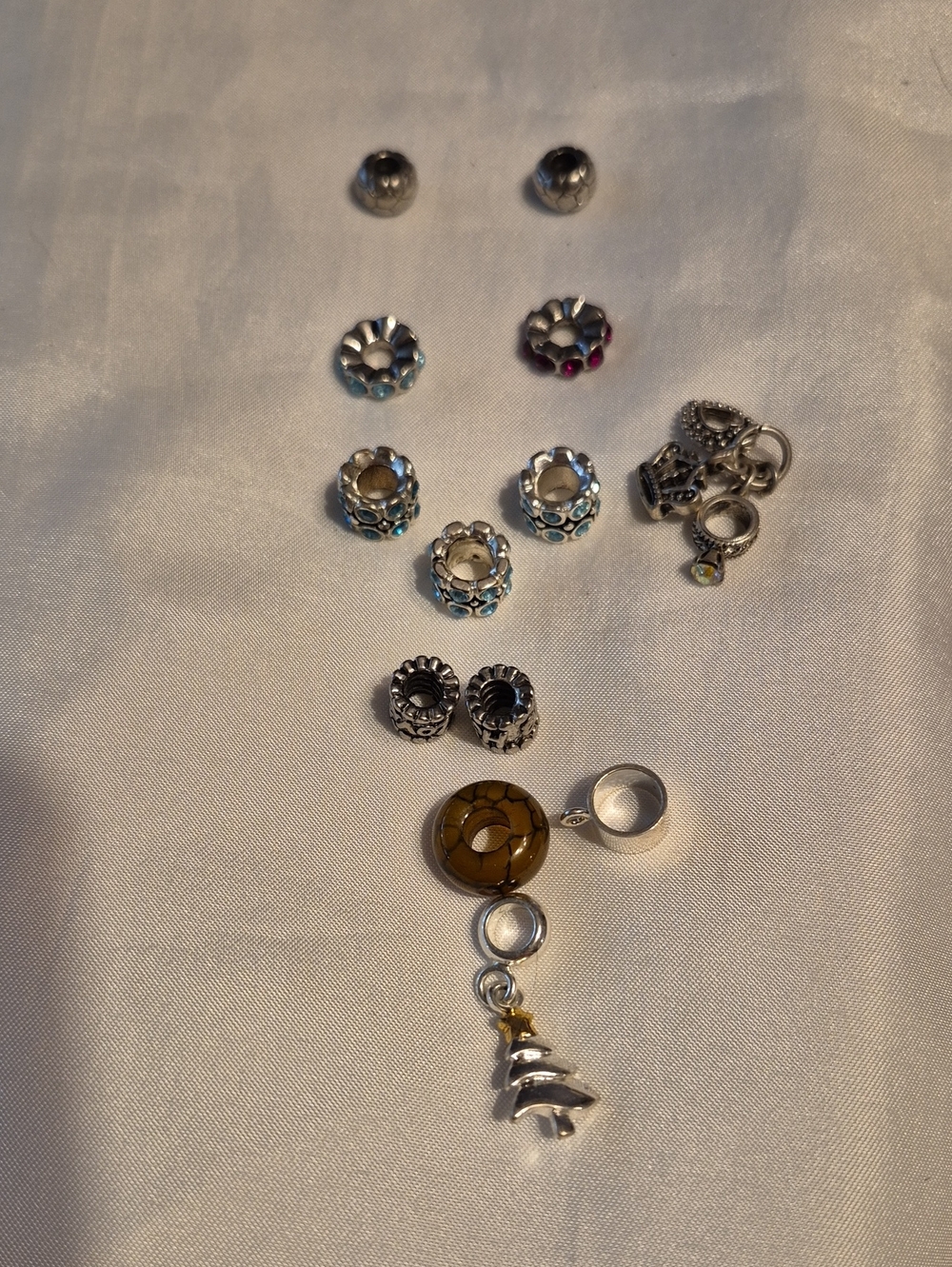 13 Bracelet Charms Silver/glass